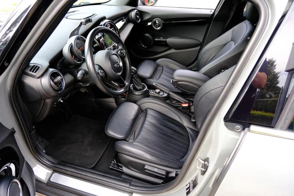 MINI Cooper S - Afbeelding 2 van 30