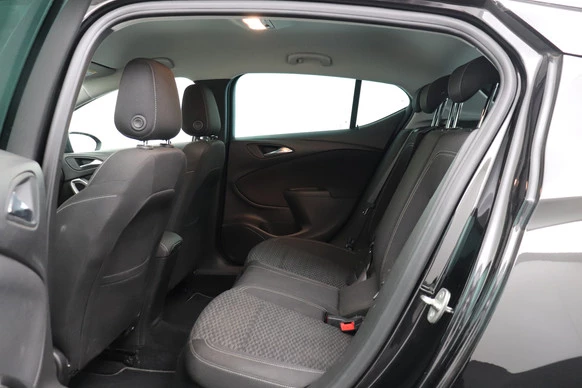 Opel Astra - Afbeelding 11 van 25