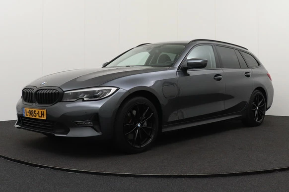BMW 3 Serie - Afbeelding 1 van 27