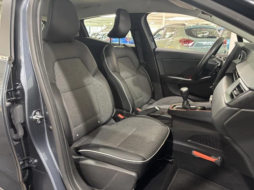 Renault Clio - Afbeelding 17 van 30