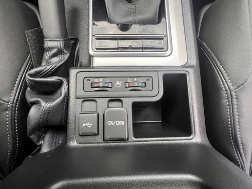 Toyota Land Cruiser - Afbeelding 25 van 27
