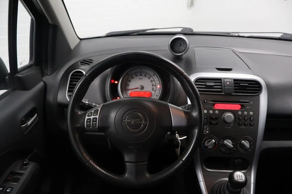 Opel Agila - Afbeelding 19 van 25