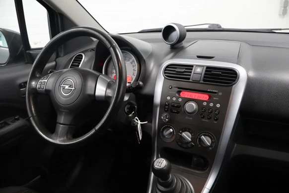 Opel Agila - Afbeelding 21 van 25