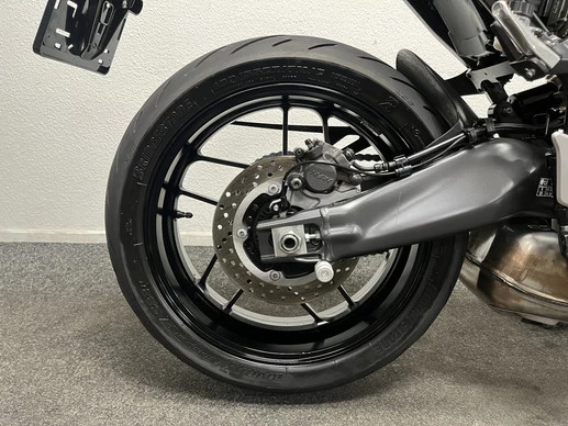 Yamaha MT 09 - Afbeelding 8 van 22