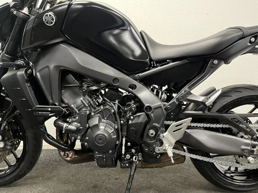 Yamaha MT 09 - Afbeelding 17 van 22
