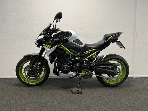 Kawasaki Z900 - Afbeelding 11 van 20