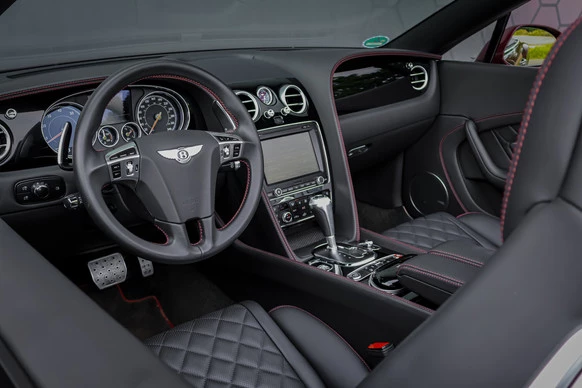 Bentley Continental GT - Afbeelding 17 van 30