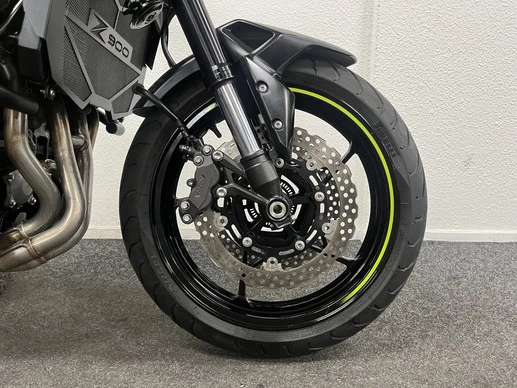 Kawasaki Z900 - Afbeelding 6 van 22