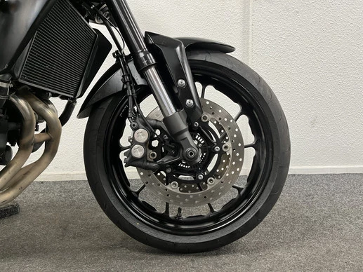 Yamaha MT 09 - Afbeelding 6 van 22