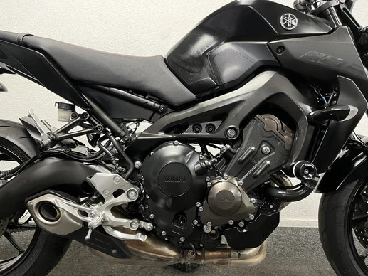 Yamaha MT 09 - Afbeelding 7 van 22