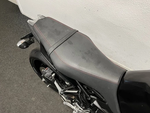 Yamaha MT 09 - Afbeelding 10 van 22