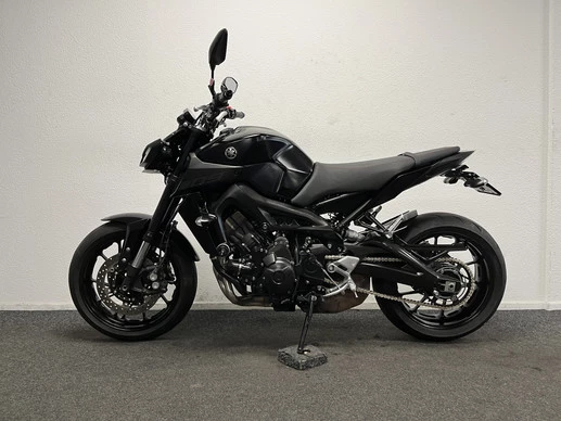 Yamaha MT 09 - Afbeelding 13 van 22