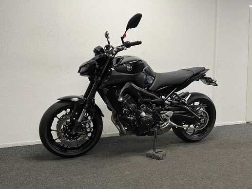 Yamaha MT 09 - Afbeelding 14 van 22