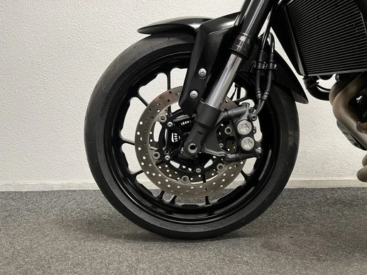 Yamaha MT 09 - Afbeelding 16 van 22