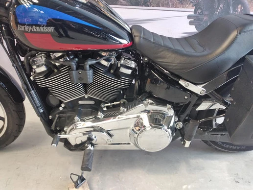 Harley-Davidson Low Rider - Afbeelding 3 van 10
