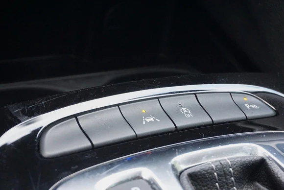Opel Insignia - Afbeelding 25 van 30