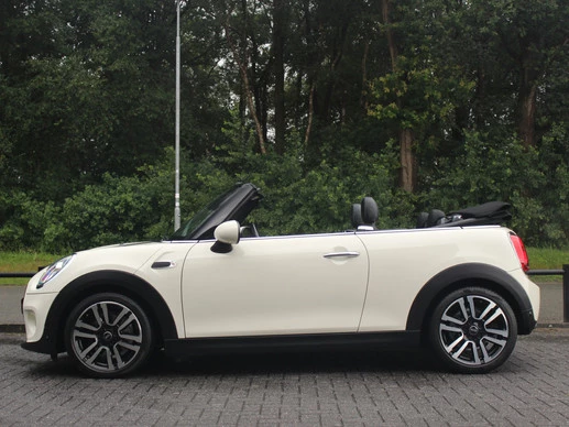 MINI Cooper Cabrio - Afbeelding 3 van 30