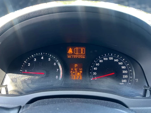 Toyota Avensis - Afbeelding 10 van 14