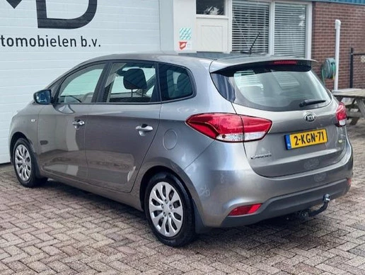 Kia Carens - Afbeelding 9 van 27