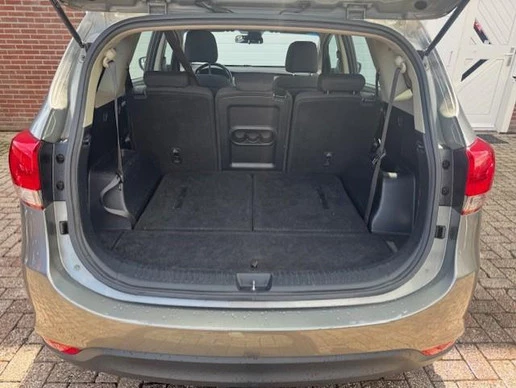 Kia Carens - Afbeelding 15 van 27