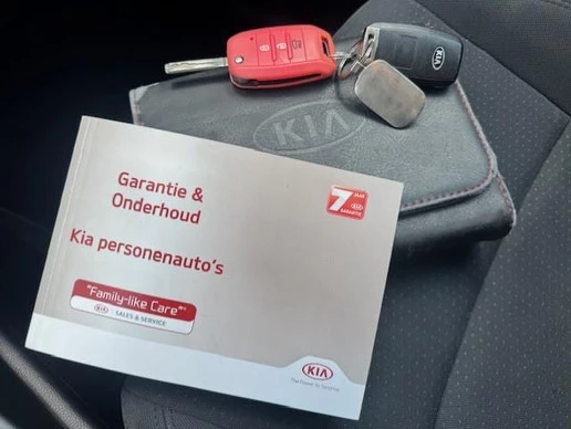 Kia Carens - Afbeelding 19 van 27