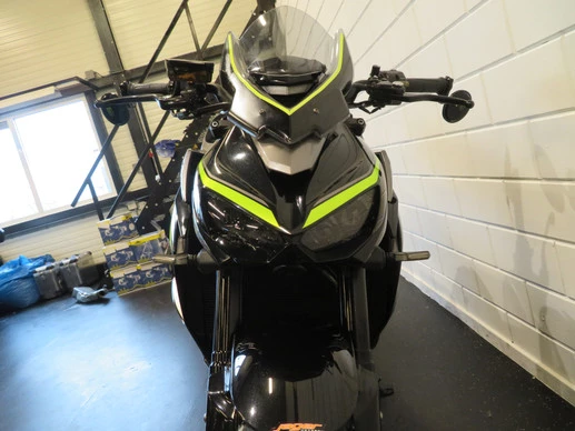 Kawasaki Z1000 - Afbeelding 9 van 13