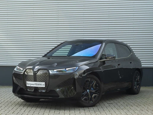 BMW iX - Afbeelding 1 van 30