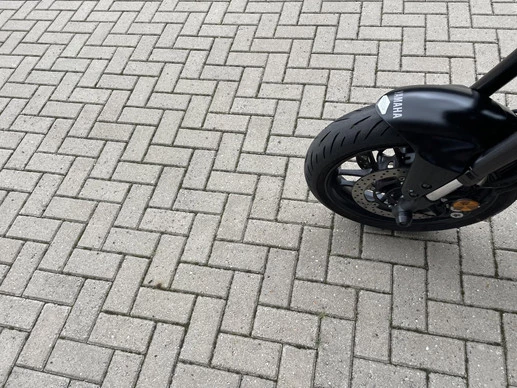 Yamaha MT 09 - Afbeelding 11 van 19