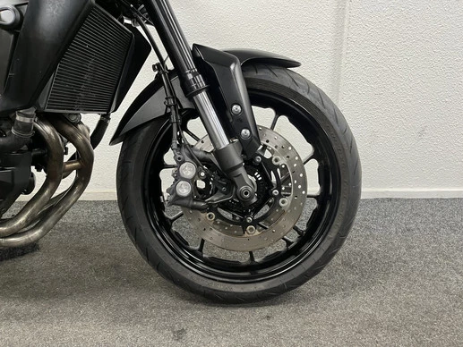 Yamaha MT 09 - Afbeelding 6 van 22