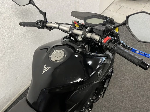Yamaha MT 09 - Afbeelding 9 van 22