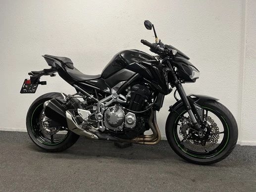 Kawasaki Z900 - Afbeelding 4 van 22