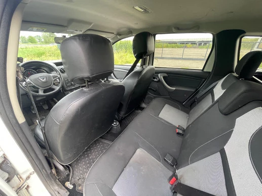 Dacia Duster - Afbeelding 12 van 23