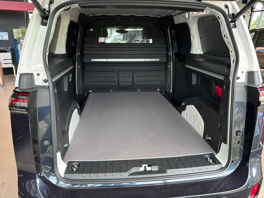 Volkswagen ID. Buzz Cargo - Afbeelding 14 van 30