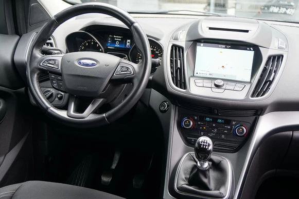 Ford Kuga - Afbeelding 17 van 30