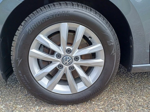 Volkswagen Touran - Afbeelding 11 van 30