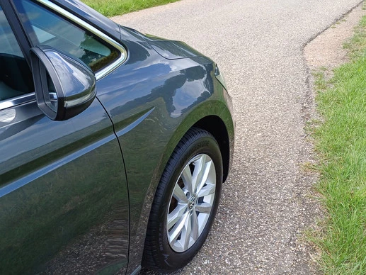 Volkswagen Touran - Afbeelding 18 van 30