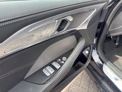 BMW 8 Serie - Afbeelding 16 van 30