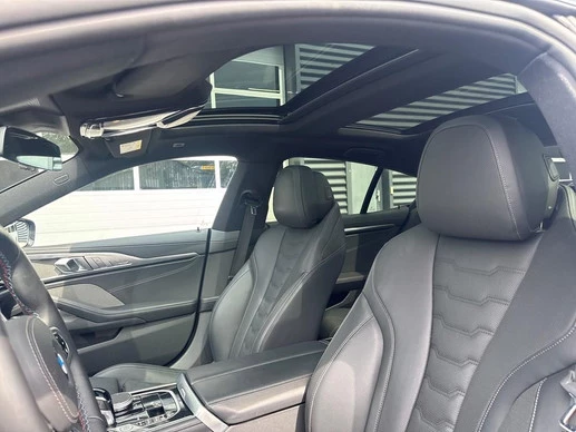 BMW 8 Serie - Afbeelding 19 van 30