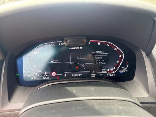 BMW 8 Serie - Afbeelding 25 van 30