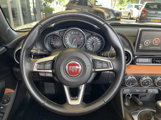 Fiat 124 Spider - Afbeelding 15 van 30