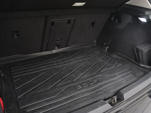 Volkswagen Golf - Afbeelding 26 van 30