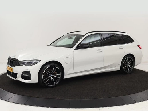 BMW 3 Serie - Afbeelding 1 van 30