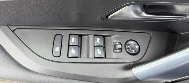 Peugeot e-2008 - Afbeelding 6 van 29