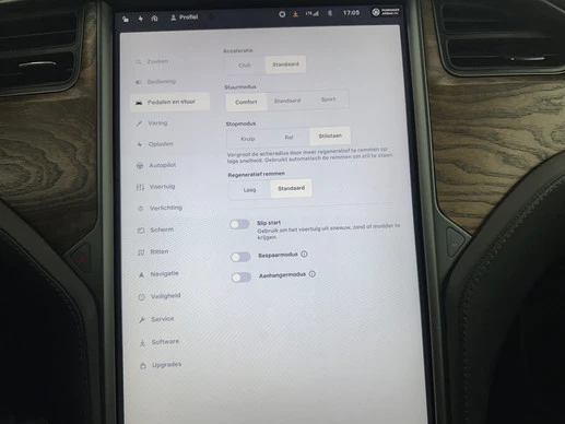 Tesla Model X - Afbeelding 17 van 30