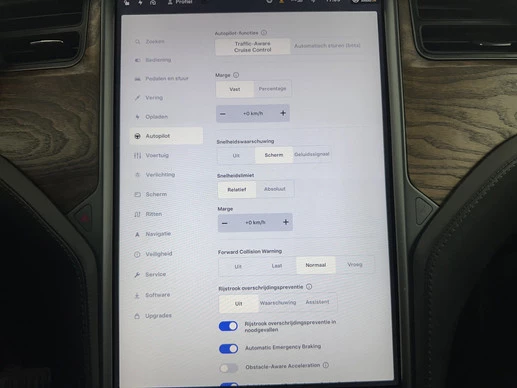 Tesla Model X - Afbeelding 20 van 30