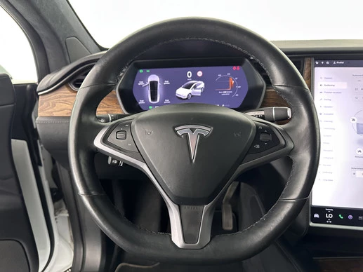 Tesla Model X - Afbeelding 23 van 30