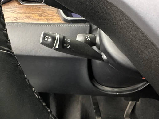 Tesla Model X - Afbeelding 26 van 30