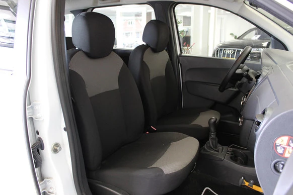 Dacia Lodgy - Afbeelding 15 van 27