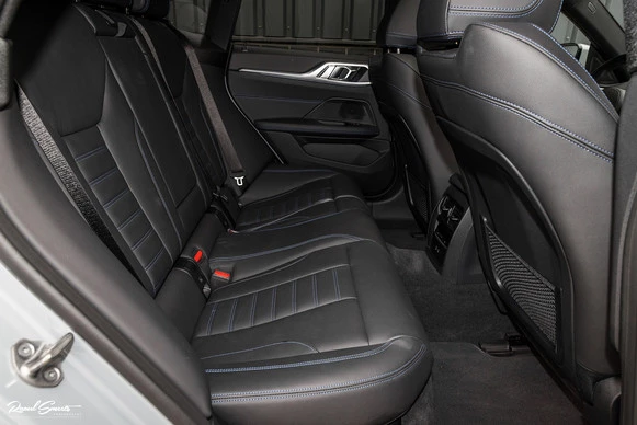 BMW i4 - Afbeelding 13 van 30