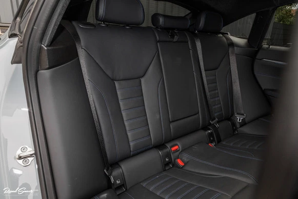 BMW i4 - Afbeelding 16 van 30